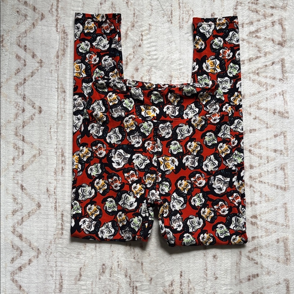 LuLaRoe Red and Black dracula Halloween Leggings